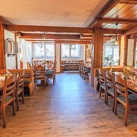 Landgasthof Zur Linde Hotel 3*